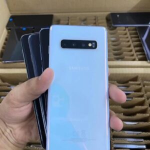 SAMSUNG phone pallets available $1000 per pallet Order today to claim a pallet