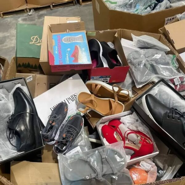 Mixed shoes pallets are available now $550/pallet